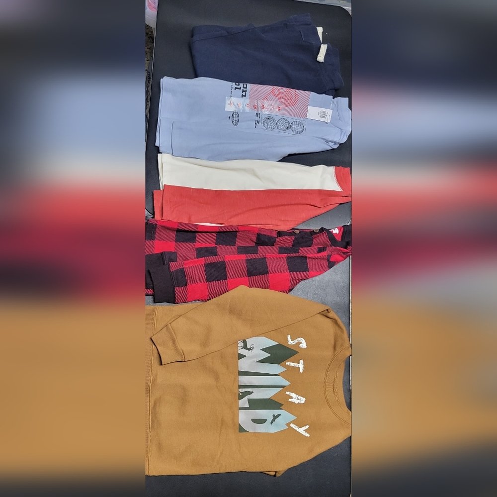 Old Navy Kids Outfit Bundled With Garaminal And Childrens Place Shirts. 5T